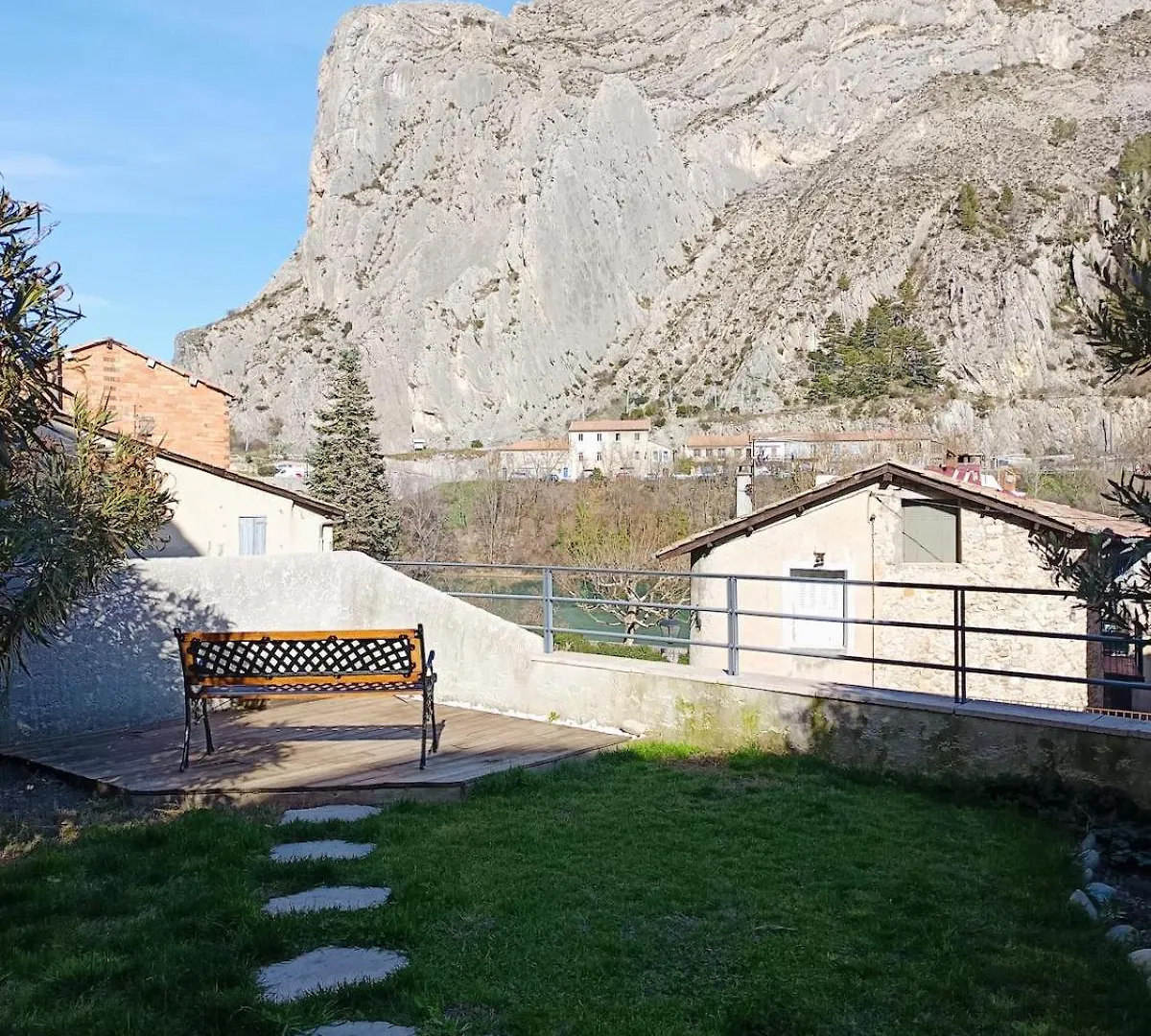Apartment Studio - La Baume Au Coeur Sisteron